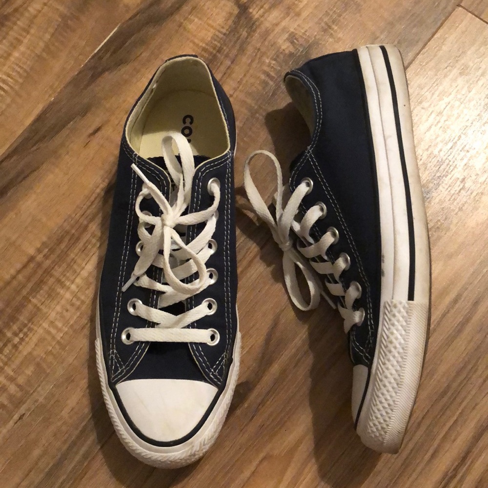 Navy blue Converse all-star low top